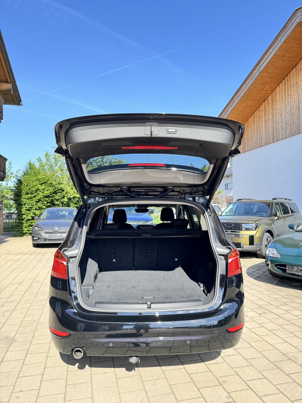 "bmw6.jpeg" "Bild bmw6.jpeg"