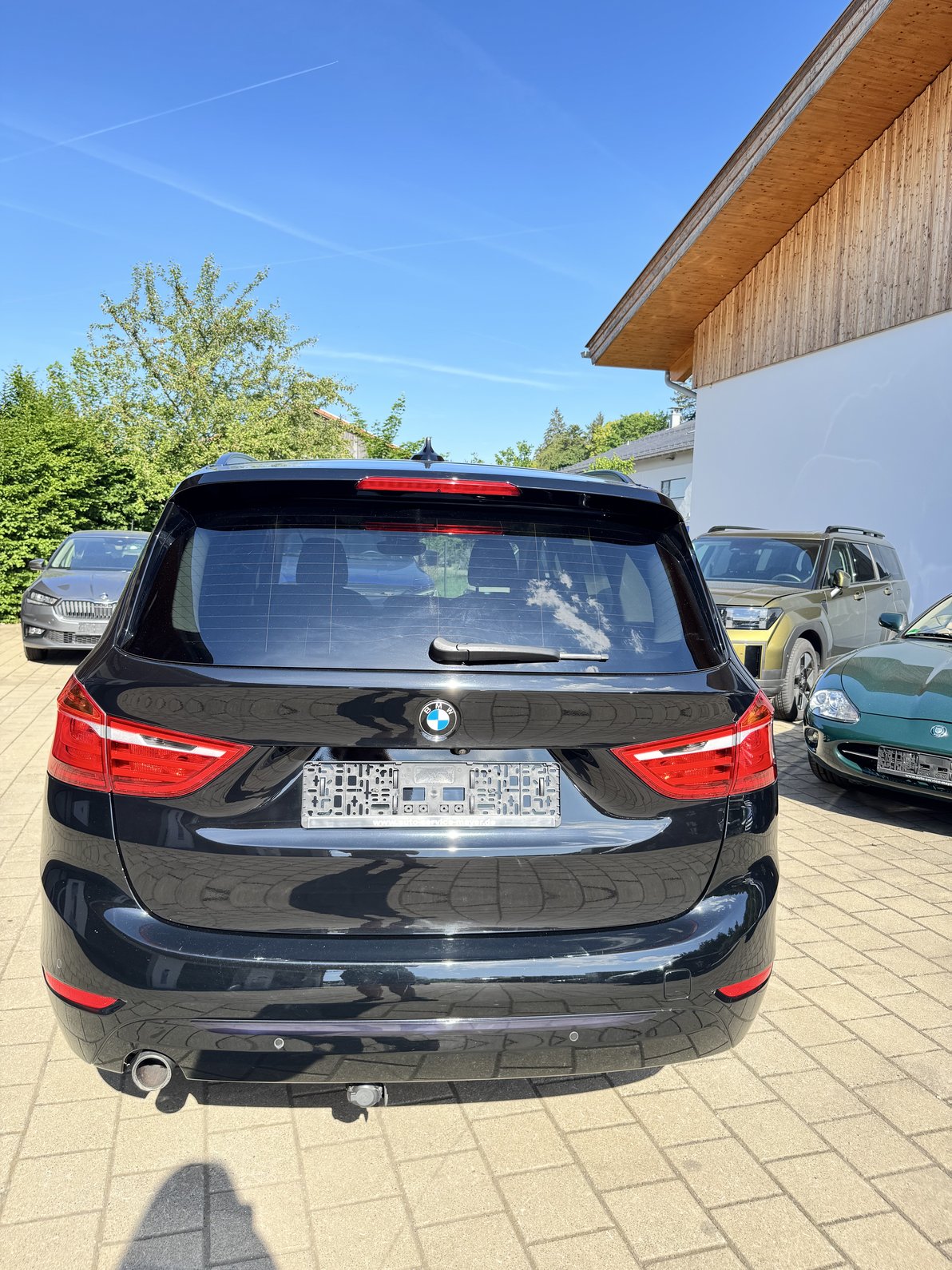 "bmw5.jpeg" "Bild bmw5.jpeg"