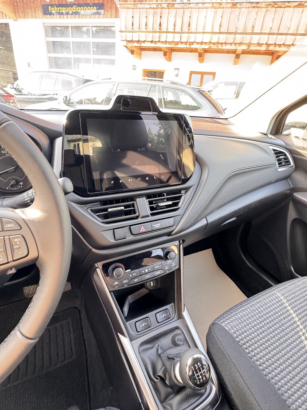 "Suzuki_5.jpeg" "Bild Suzuki_5.jpeg"