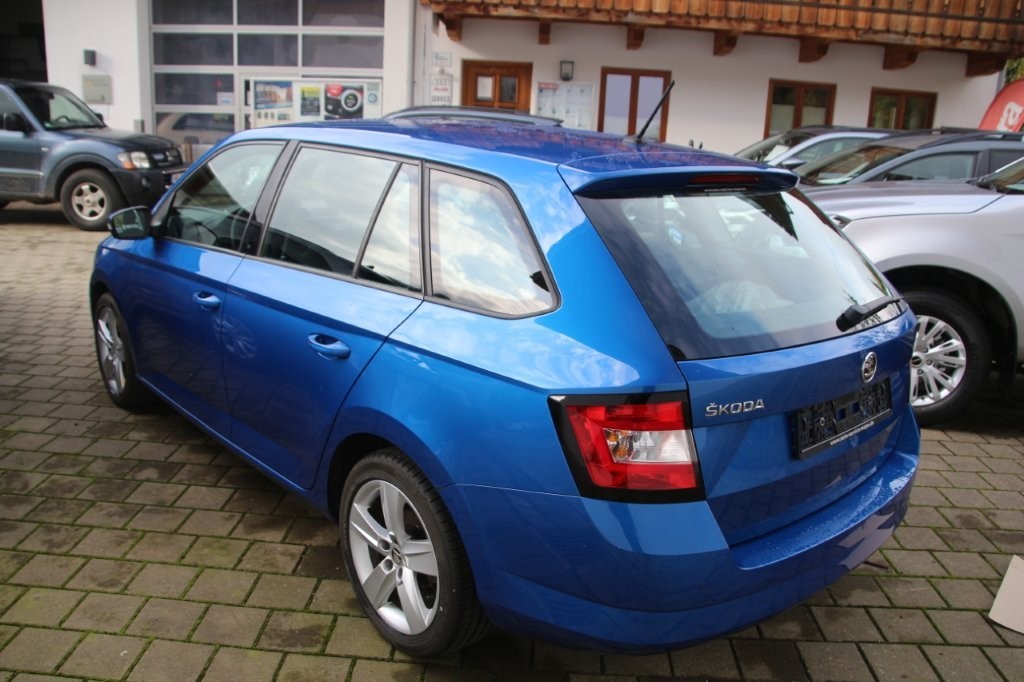 "skoda_fab_3.jpg" "Bild skoda_fab_3.jpg"
