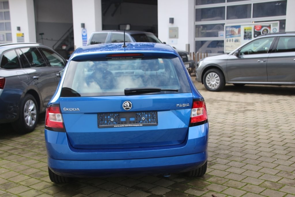 "skoda_fab_6.jpg" "Bild skoda_fab_6.jpg"